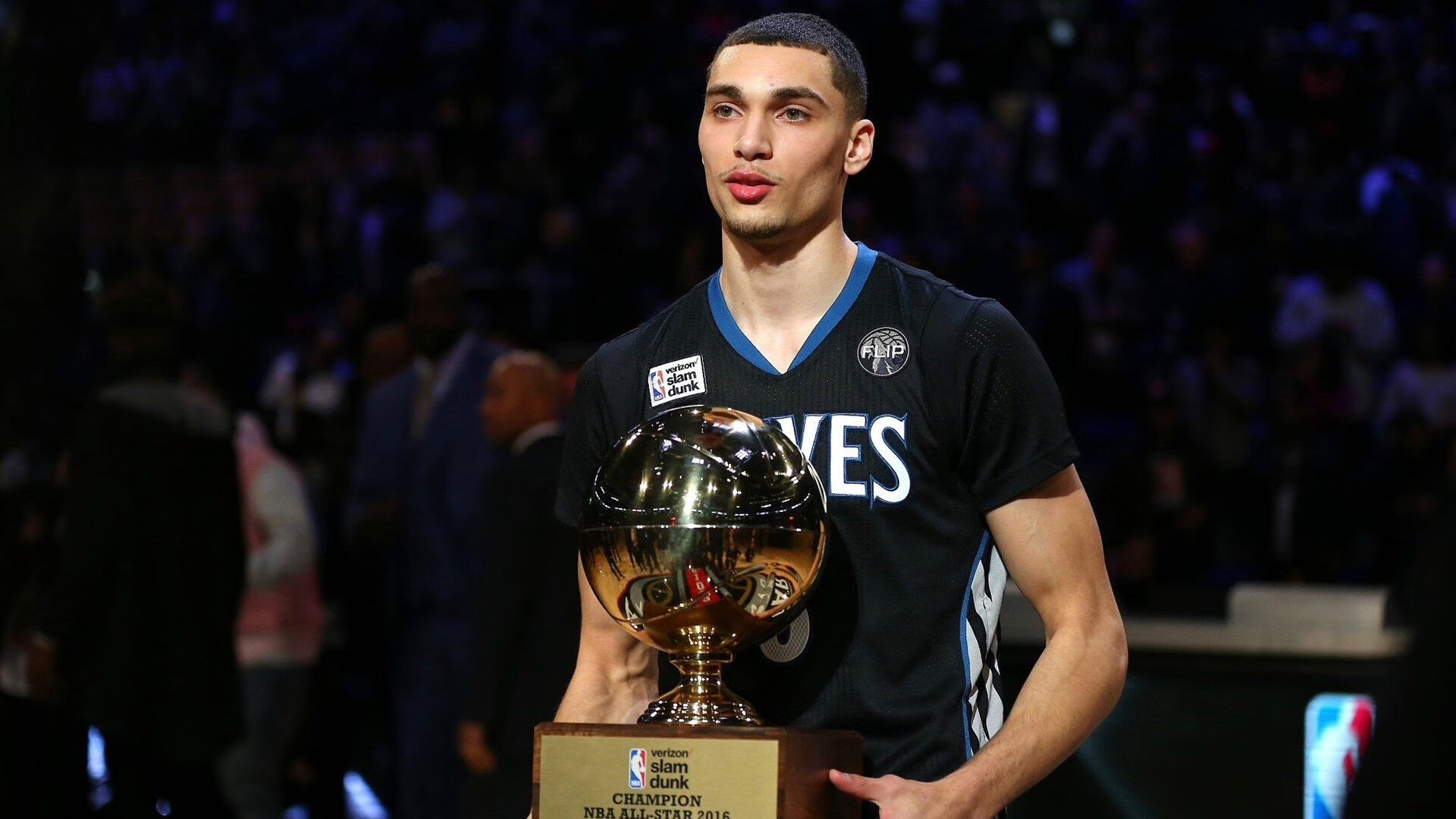 _篮网队勒紧警戒线，保持领跑_，篮网队22号勒维尔